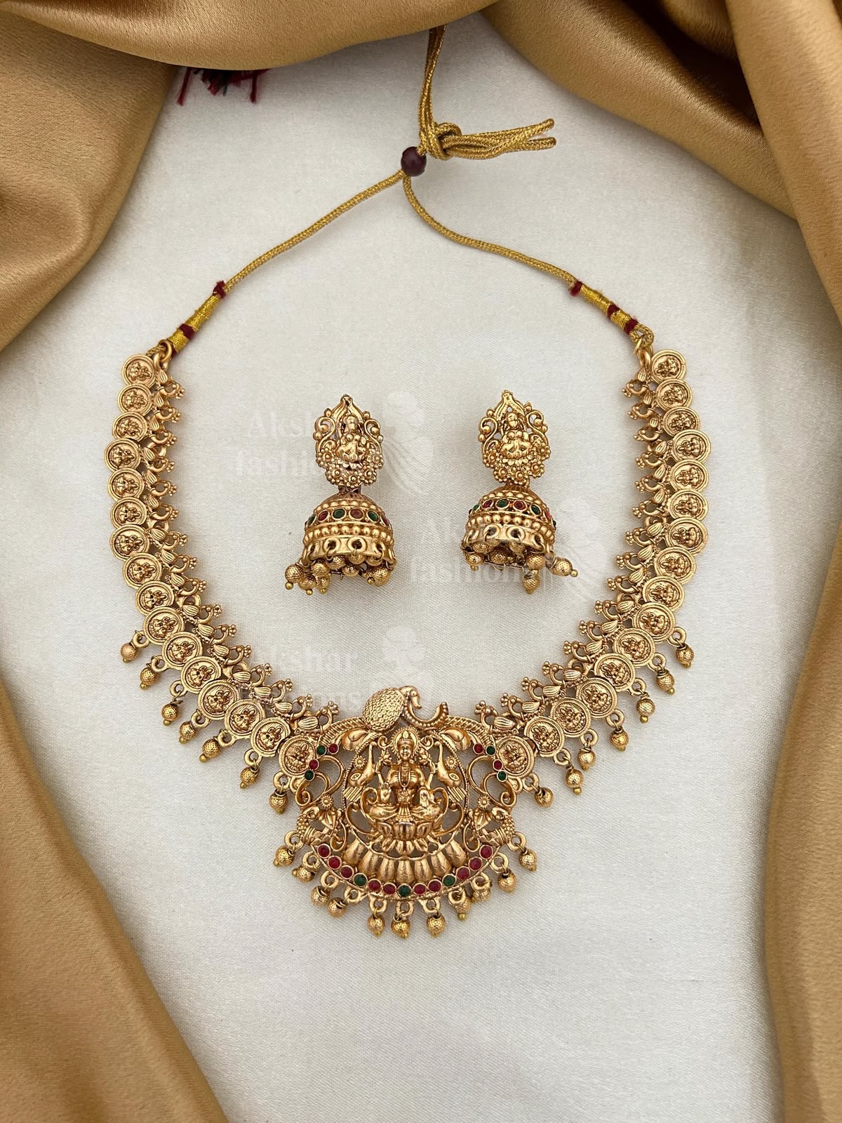 Why Antique Gold Jewellery is Valued?